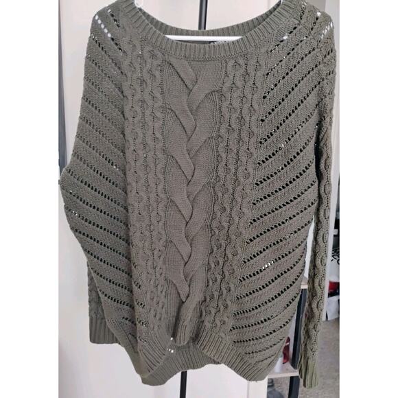 MED Hunter Green Express Knit Sweater. Fall, Winter. Comfy. Heavy. Warm. Sage. - Picture 6 of 10